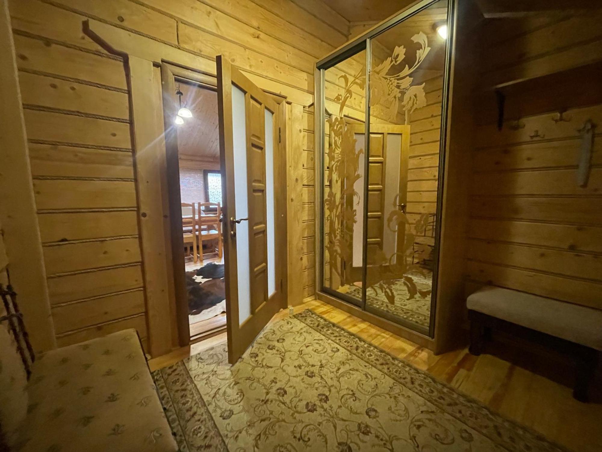 Зелена Садиба Над Рікою Slavske Luaran gambar